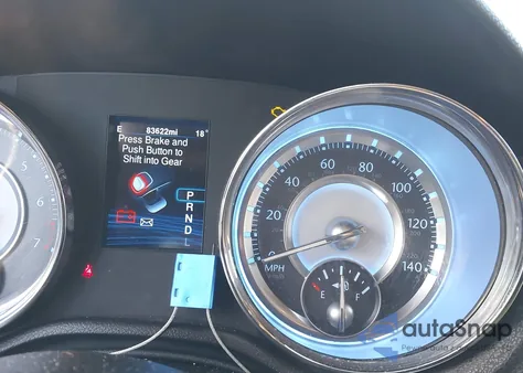 2013 Chrysler 300 Motown z USA, uszkodzony, nr VIN 2C3CCAAG1DH643890